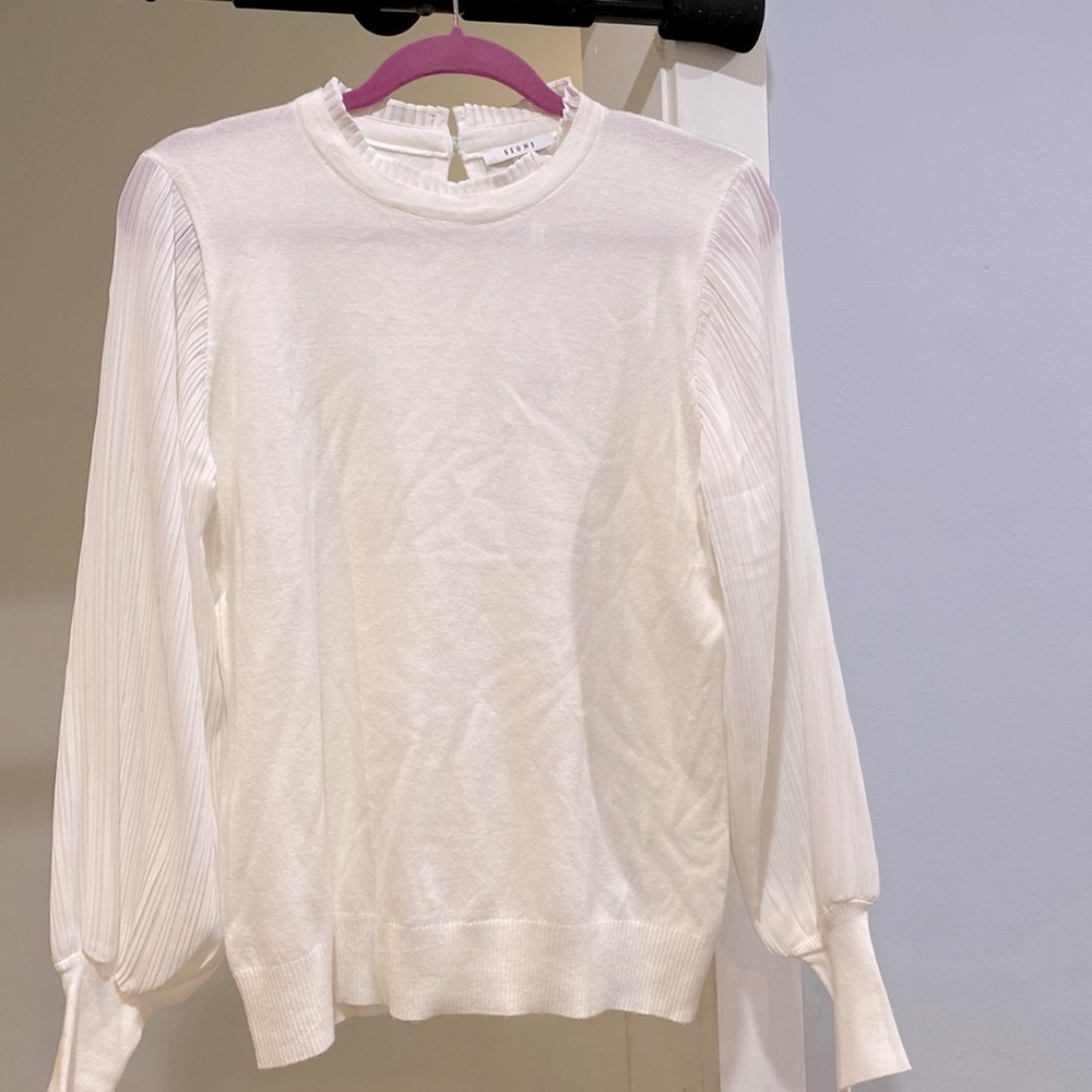 Sioni womens blouse. Size M.